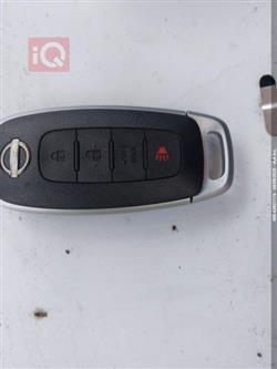 نيسان فيرسا